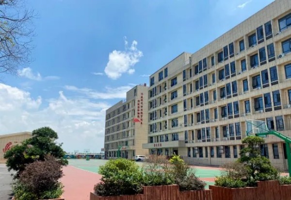 岳陽市江南通信職業(yè)技術學校有限公司,岳陽江南學校,岳陽江南通信學校,岳陽職業(yè)學校